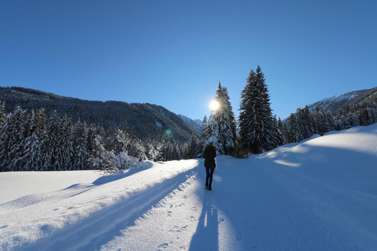 Hotel Schoene Aussicht คาร์ทิทช์ ภายนอก รูปภาพ