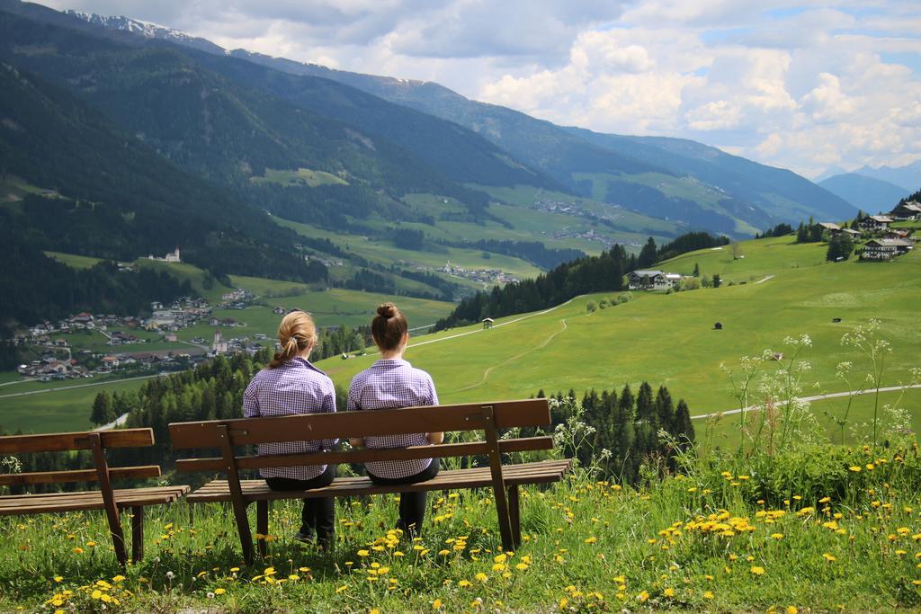 Hotel Schoene Aussicht คาร์ทิทช์ ภายนอก รูปภาพ